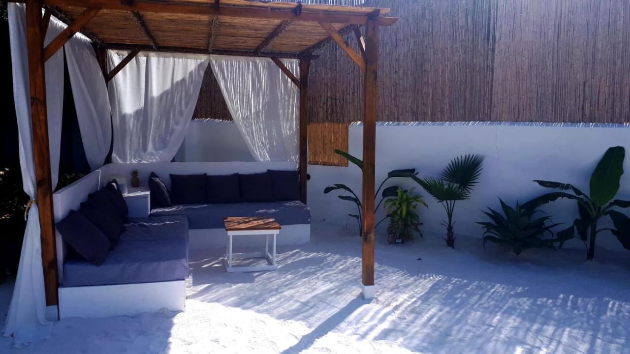 ألاورين ذي ر تورّي Chic Guesthouse المظهر الخارجي الصورة