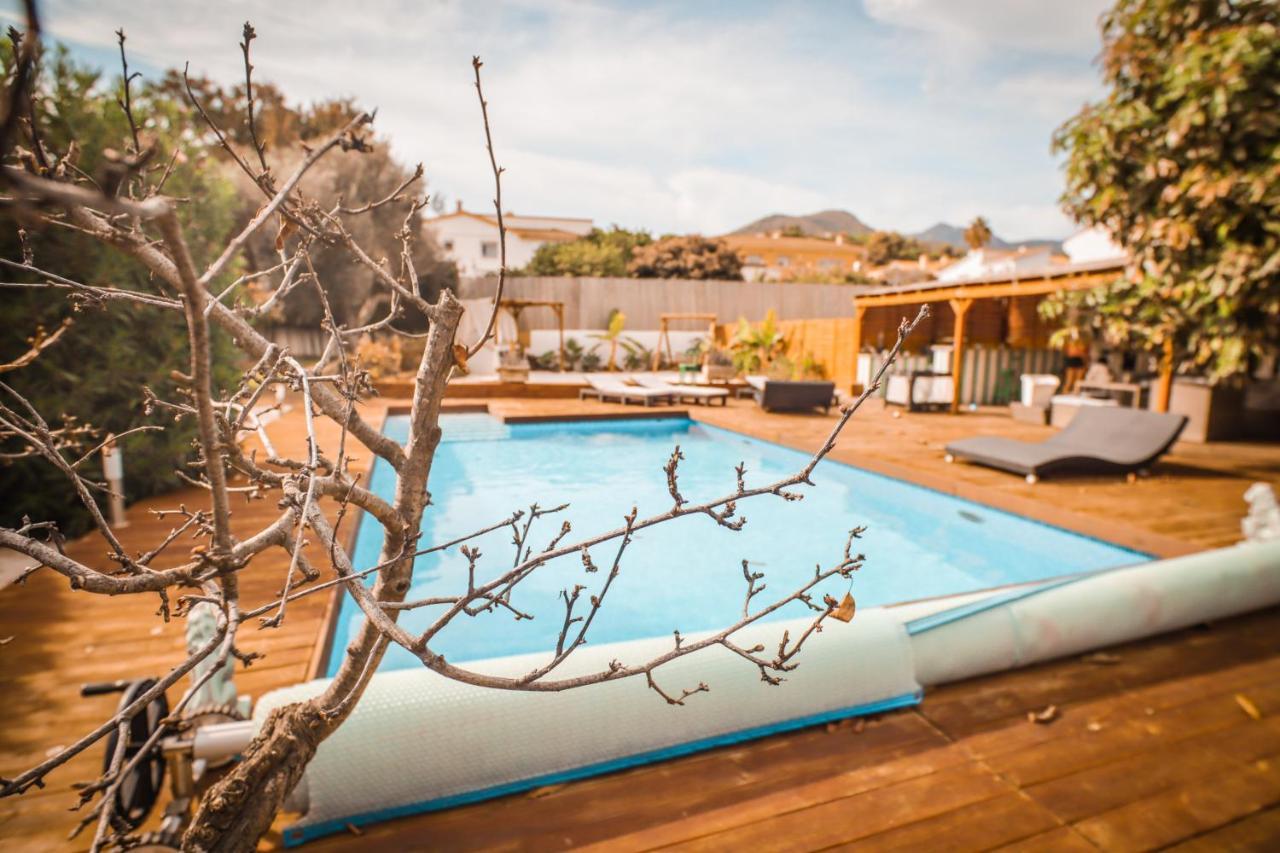 ألاورين ذي ر تورّي Chic Guesthouse المظهر الخارجي الصورة